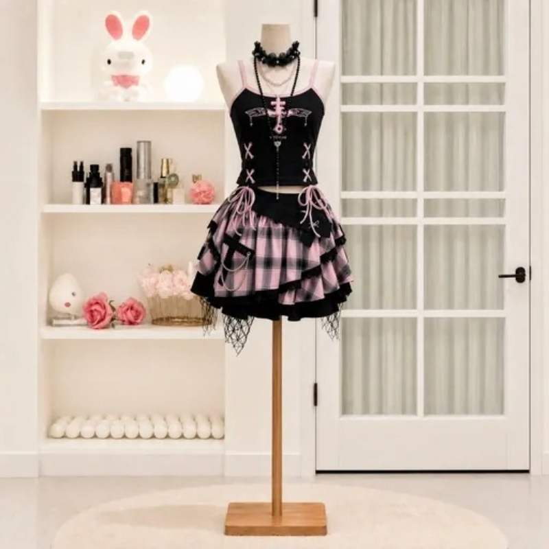 Set Rok Vintage Y2K Gaya Dark  - Cami Top Lace ulasan dan harga